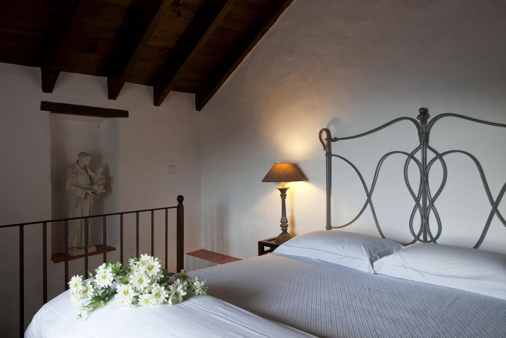 Hotel Convento Sao Saturnino Colares Pokoj fotografie